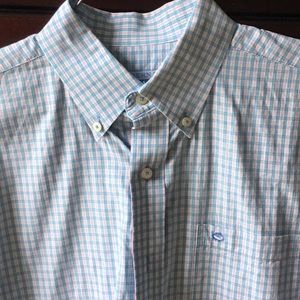 Southern tide long sleeved button down Medium